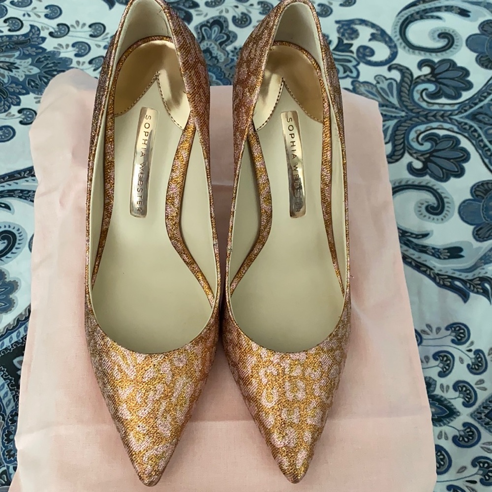 Brand new Sophia Webster RIO PUMP.